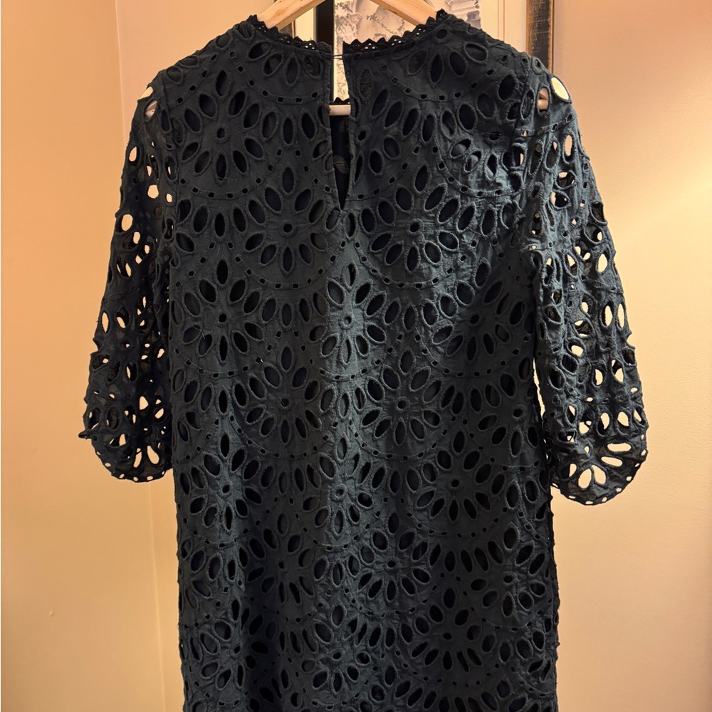 Ann Taylor cotton black eyelet dress. Size 6 - Picture 3 of 5